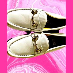 Girls Authenticate Gucci Dress shoes size 33 Europ , size 1.5 USA